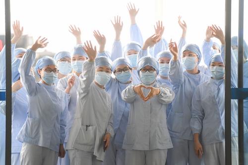 全球新增感染连续四周下降 研究称英变异毒株致死率更高丨大流行手记（2月10日）